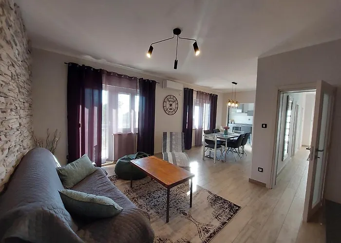 Family Apartment Cathy