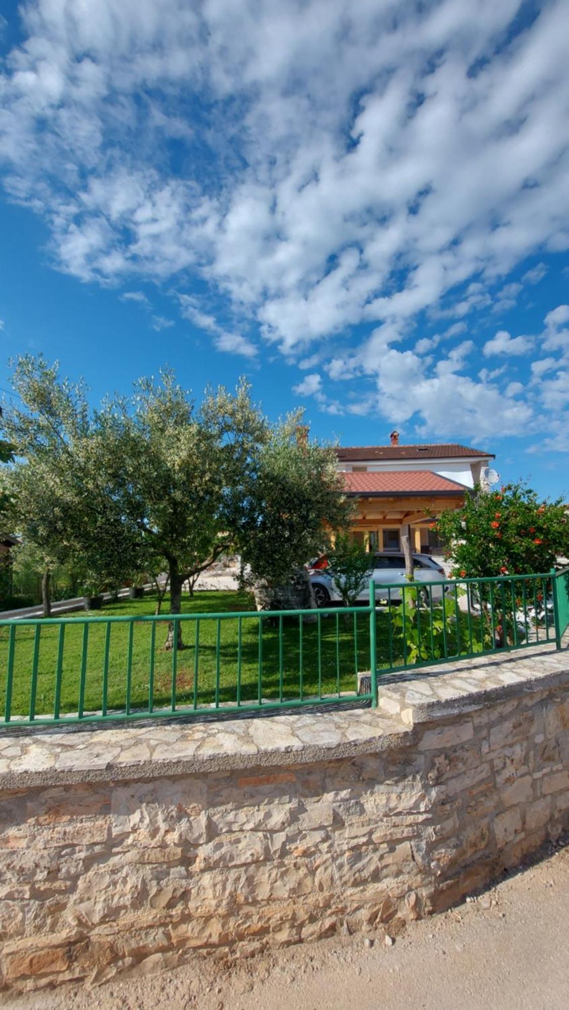 Family Cathy Apartment Galižana